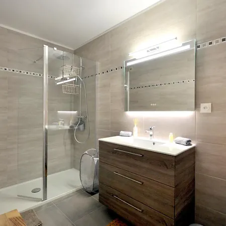 Appartement 2 Pieces Au Calme *